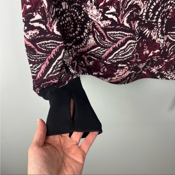 Joie Abstract Floral Crewneck Cropped Sweatshirt Sz S - Picture 2 of 8